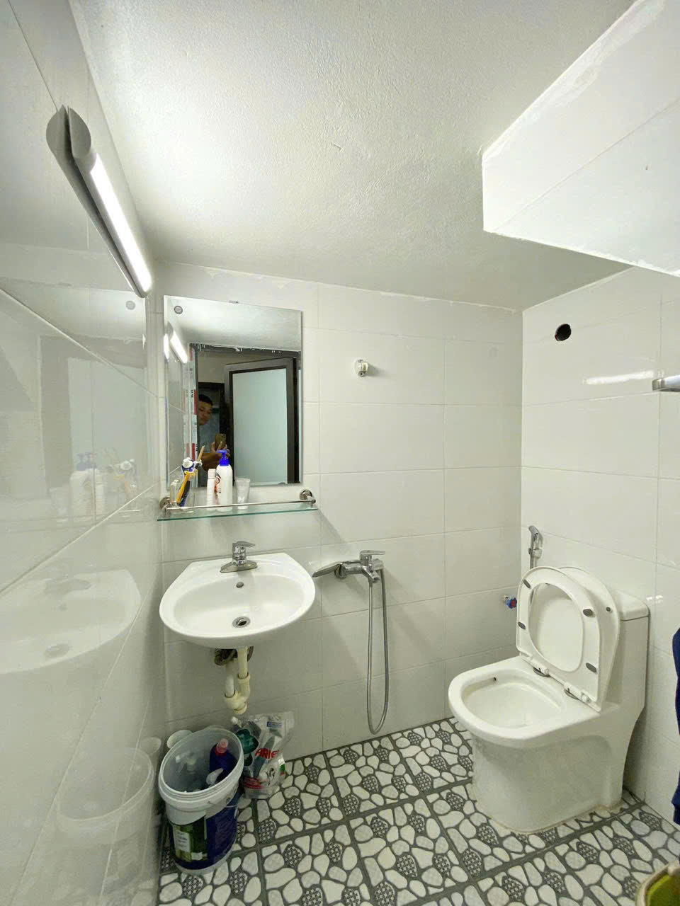Cho thuê nhà ngõ Minh Khai 2 tầng x 33m2 Spa, Nail, Tạp hoá 8 Triệu - Ảnh 3